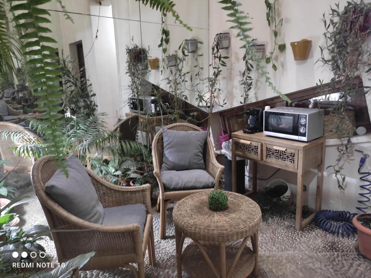 Hostal Puerta Carmona Seville Ngoại thất bức ảnh